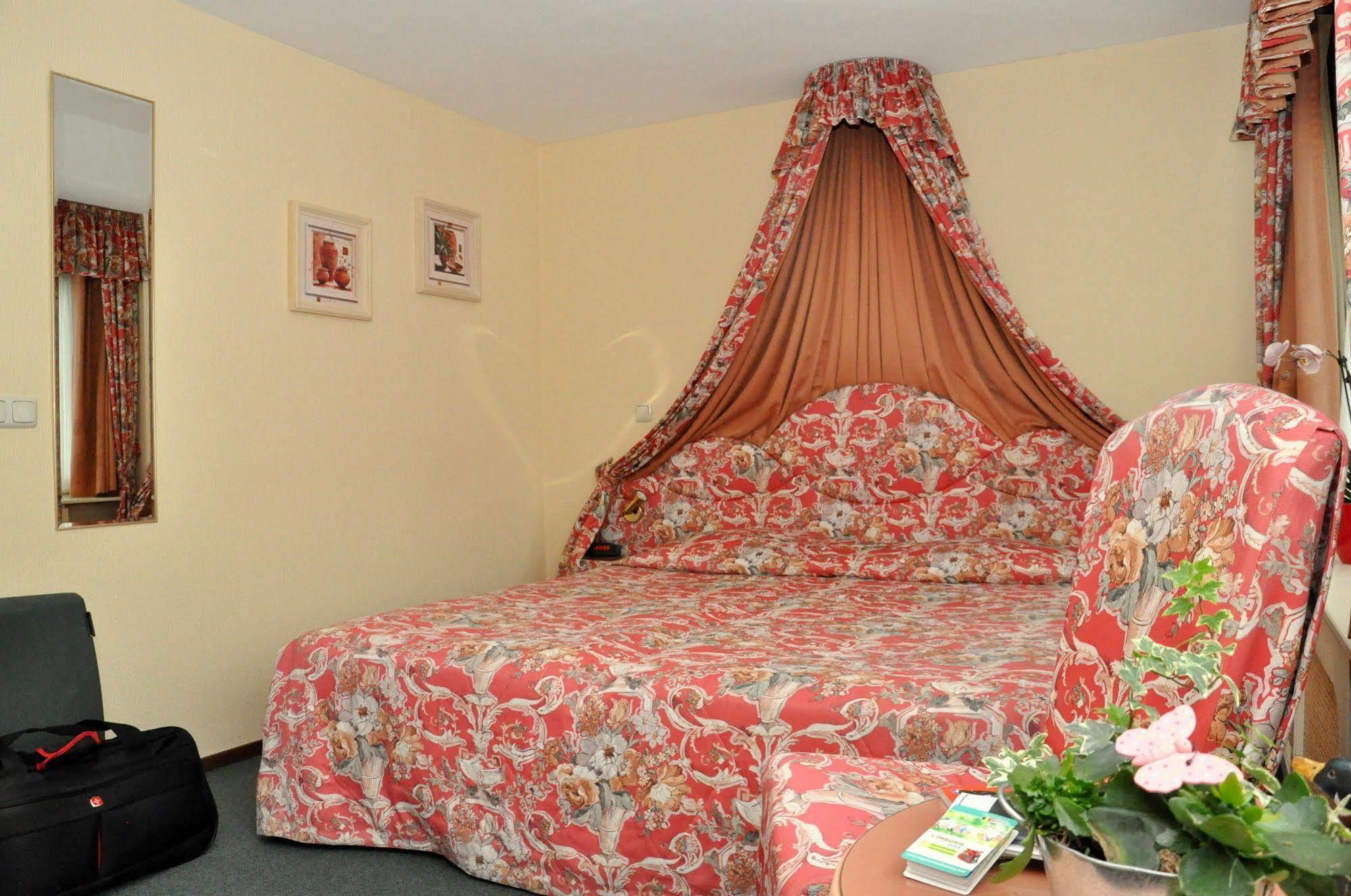 Groot Welsden Hotel 3*